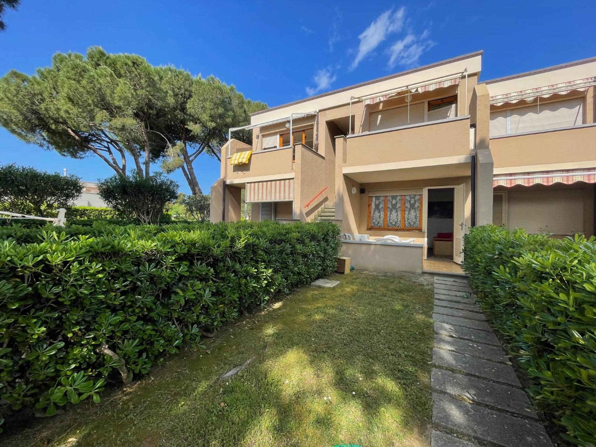 Appartamenti Via Dei Cipressi Marina Di Bibbona Exterior foto